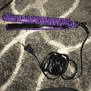 Nu•Me Purple Zebra Flat Iron